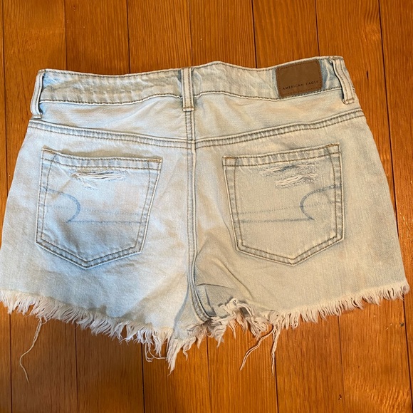 American eagle ripped jean shorts - Picture 2 of 2